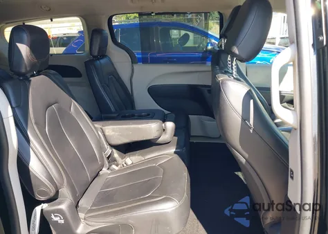 2017 Chrysler Pacifica Touring-L from USA, damaged, VIN 2C4RC1BG3HR599010